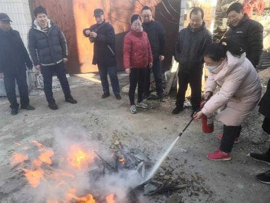 消防演练筑安全 齐心协力保平安